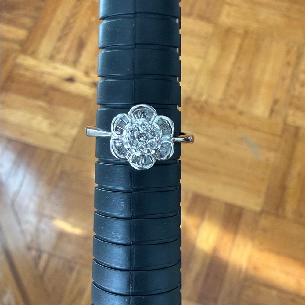 Effy 14k White Gold Floral Cluster Ring with Diamonds